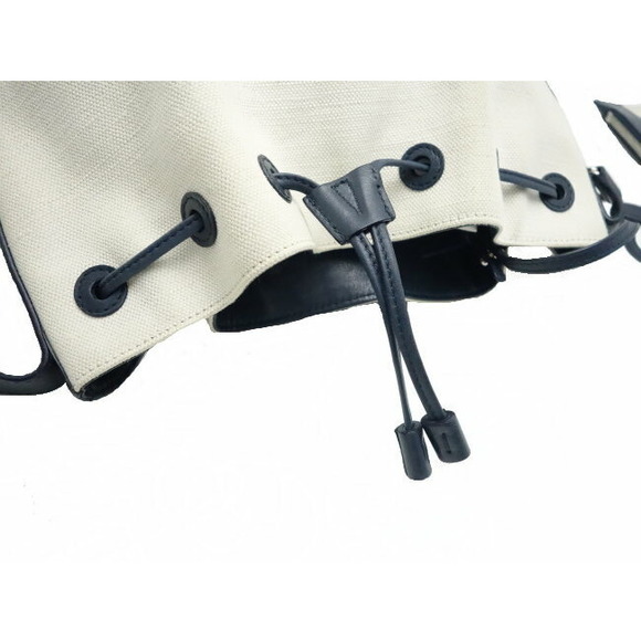 Balenciaga Shoulder Bag Blue Bucket Leather Blue Natural - Picture 4 of 8